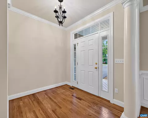 Entry Way - 39 Cliftwood Rd, Palmyra, VA 22963 photo 4 of 6