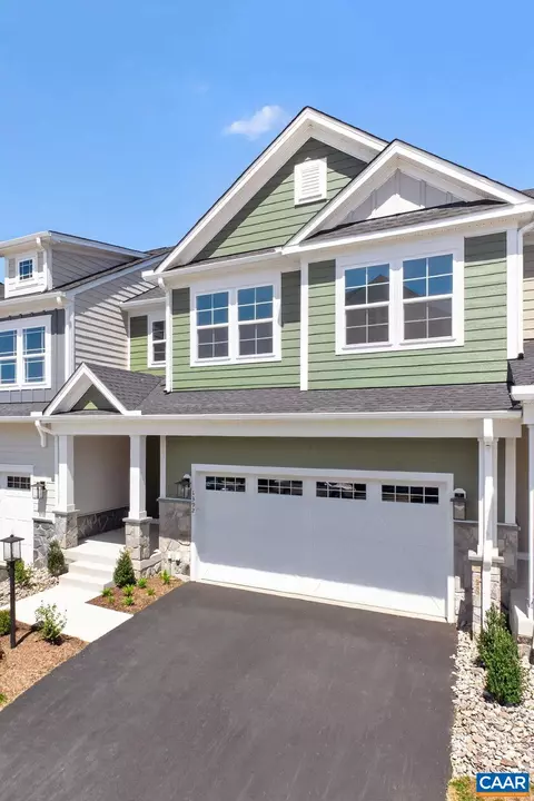 Exterior - 1392 Marcella St, Charlottesville, VA 22911 photo 4 of 12