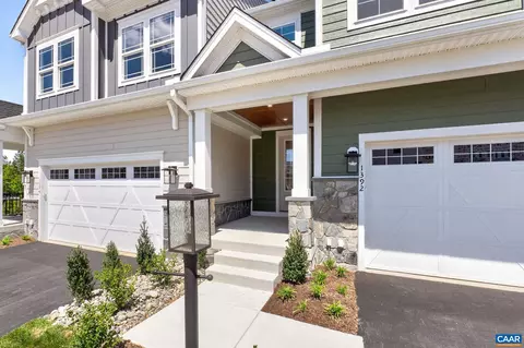 Exterior - 1392 Marcella St, Charlottesville, VA 22911 photo 5 of 12