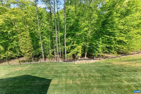 Exterior - 1392 Marcella St, Charlottesville, VA 22911 photo 11 of 12