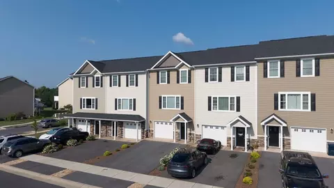 1168 Harvest Ct #65, Harrisonburg, VA 22801