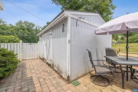 Exterior - 1933 Forest Dr, Waynesboro, VA 22980 photo 5 of 14