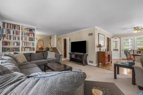 Living - 1933 Forest Dr, Waynesboro, VA 22980 photo 4 of 4