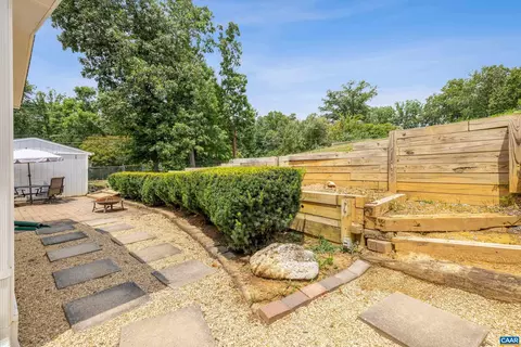 Exterior - 1933 Forest Dr, Waynesboro, VA 22980 photo 3 of 14