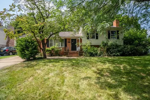 1552 Vale Cir, Harrisonburg, VA 22801