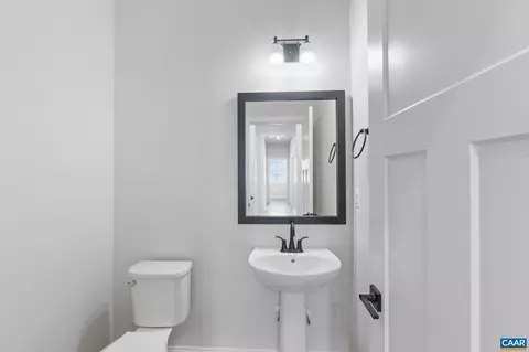 Entry Way - 470 Postles Rd # A, Charlottesville, VA 22901 photo 4 of 4