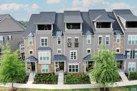 3500 Rowcross St, Crozet, VA 22932