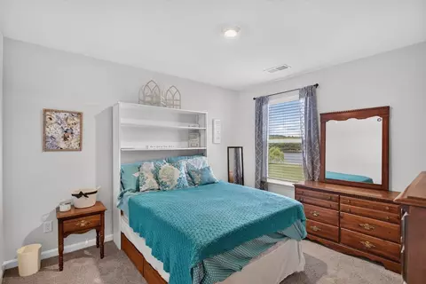 Bedroom - 115 Waterfront Dr, Raphine, VA 24472 photo 2 of 2