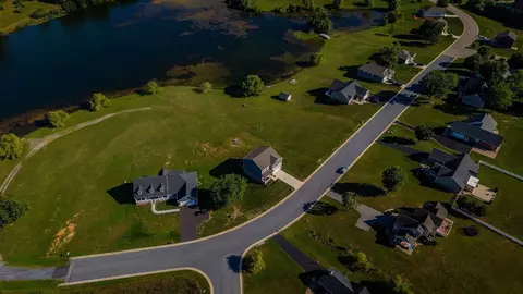 View/Area - 115 Waterfront Dr, Raphine, VA 24472 photo 5 of 7