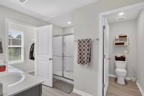 Entry Way - 115 Waterfront Dr, Raphine, VA 24472 photo 5 of 12
