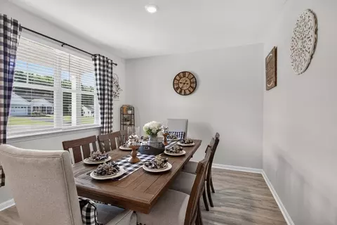 Dining - 115 Waterfront Dr, Raphine, VA 24472 photo 1 of 3