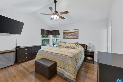 Bedroom - 10 Nahor Dr, Palmyra, VA 22963 photo 1 of 4
