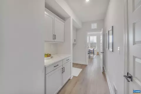 Entry Way - 128 Marcella St # E, Charlottesville, VA 22911 photo 3 of 4