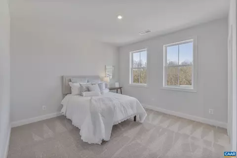 Bedroom - 128 Marcella St # E, Charlottesville, VA 22911 photo 4 of 5