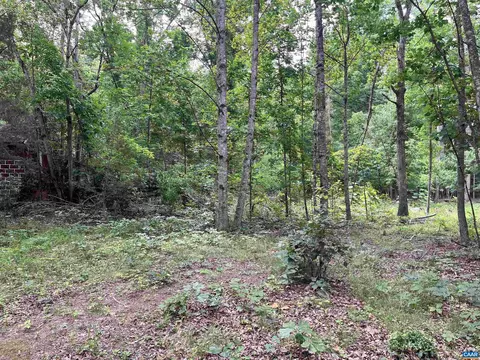 8295 Black Walnut Run Rd, Rhoadesville, VA 22542 photo 2
