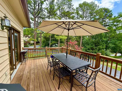 Exterior - 8 Shannon Pl, Staunton, VA 24401 photo 3 of 5