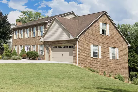 Exterior - 105 Amber Ln, Bridgewater, VA 22812 photo 4 of 17