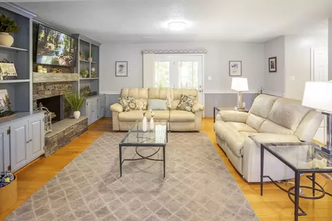 Living - 105 Amber Ln, Bridgewater, VA 22812 photo 1 of 3