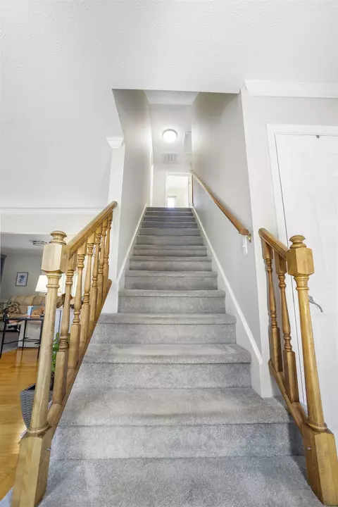 Entry Way - 105 Amber Ln, Bridgewater, VA 22812 photo 3 of 6