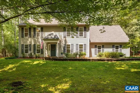 4390 Carriage Hill Dr, Earlysville, VA 22936