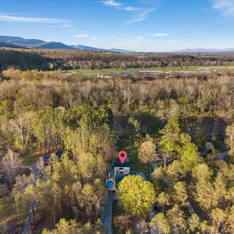 View/Area - 1226 Shipyard Rd, Shenandoah, VA 22849 photo 2 of 3