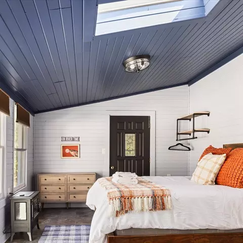 Bedroom - 1226 Shipyard Rd, Shenandoah, VA 22849 photo 2 of 12