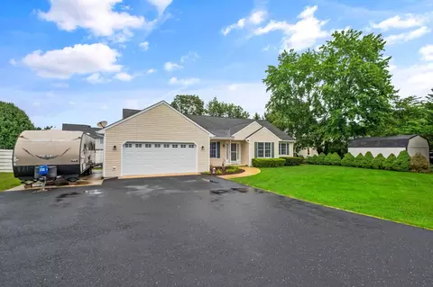 13 Tomahawk Ct, Stuarts Draft, VA 24477 photo 4