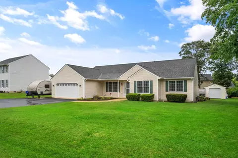 13 Tomahawk Ct, Stuarts Draft, VA 24477 photo 3