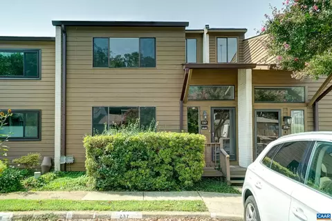 237 Harvest Dr, Charlottesville, VA 22903