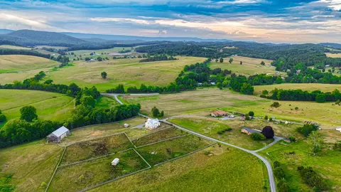 View/Area - 374 Finley Rd, Raphine, VA 24472 photo 2 of 5
