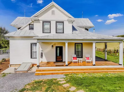 Exterior - 374 Finley Rd, Raphine, VA 24472 photo 11 of 14