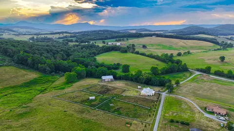 View/Area - 374 Finley Rd, Raphine, VA 24472 photo 1 of 5