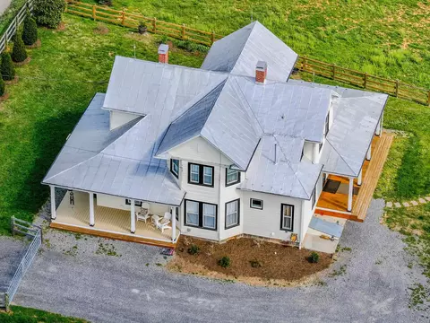 Exterior - 374 Finley Rd, Raphine, VA 24472 photo 2 of 14
