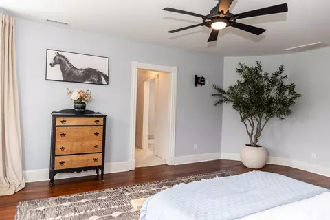 Bedroom - 374 Finley Rd, Raphine, VA 24472 photo 5 of 6