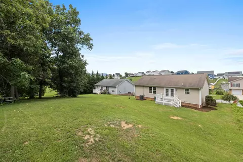 Exterior - 91 Lofty Cir, Stuarts Draft, VA 24477 photo 5 of 16