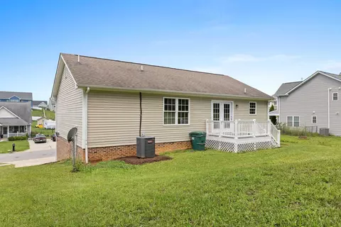 Exterior - 91 Lofty Cir, Stuarts Draft, VA 24477 photo 9 of 16