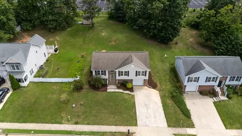 View/Area - 91 Lofty Cir, Stuarts Draft, VA 24477 photo 3 of 9