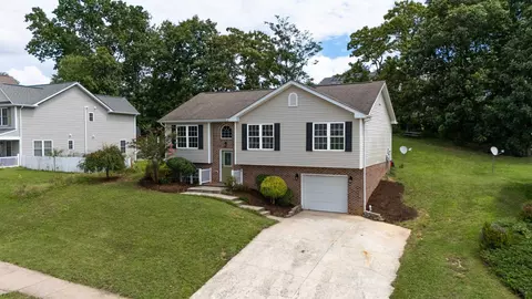 View/Area - 91 Lofty Cir, Stuarts Draft, VA 24477 photo 1 of 9