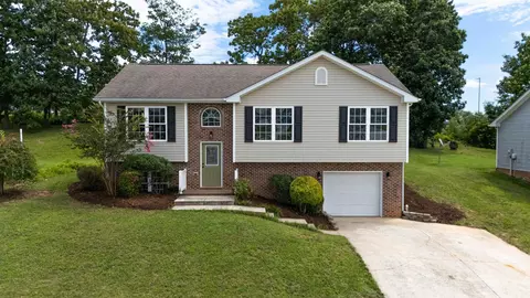 Exterior - 91 Lofty Cir, Stuarts Draft, VA 24477 photo 14 of 16