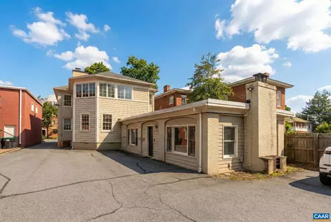 211 E High St E, Charlottesville, VA 22902 photo 4