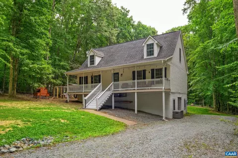 11022 S Constitution Rte, Scottsville, VA 24590