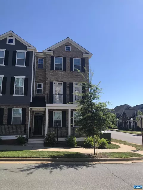1040 Old Trail Dr, Crozet, VA 22932