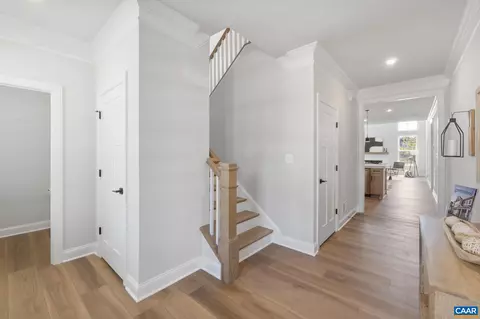 465 Postles Rd, Charlottesville, VA 22901 photo 5