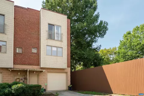 1013 Linden Ave #Z, Charlottesville, VA 22902