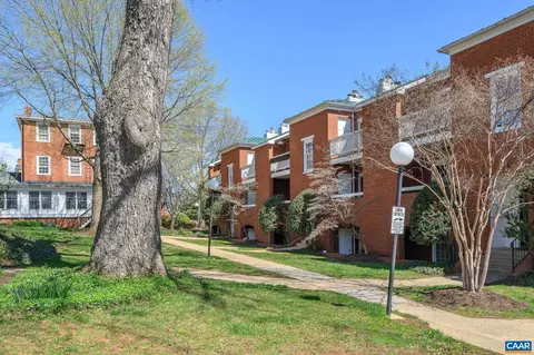 804 E Jefferson St E #C, Charlottesville, VA 22902