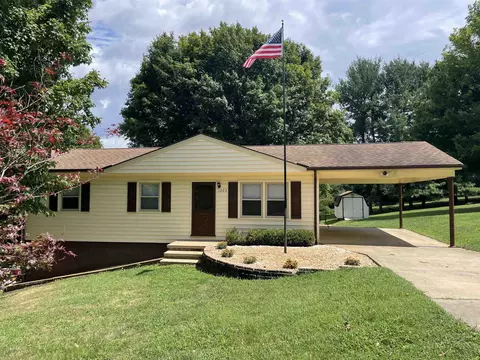 1203 Montgomery Ave, Staunton, VA 24401