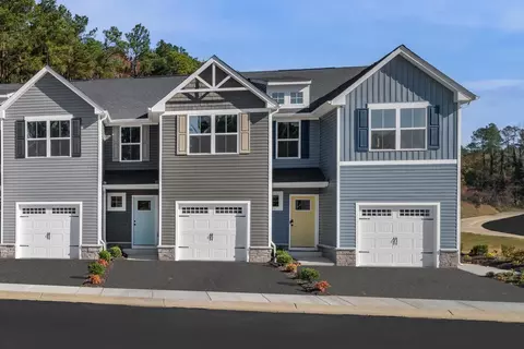 14 Holly Point Run, Staunton, VA 24401