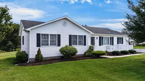24 Warren Cir, Fishersville, VA 22939