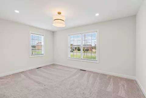 Bedroom - 320 Eighth Ave, Luray, VA 22835 photo 1 of 9