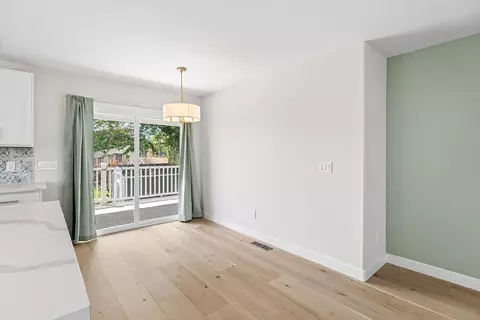 Dining - 320 Eighth Ave, Luray, VA 22835 photo 1 of 1